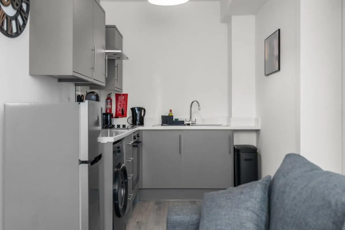 Smart 2 Bedroom Apartment In Belfast East Village United Kingdom