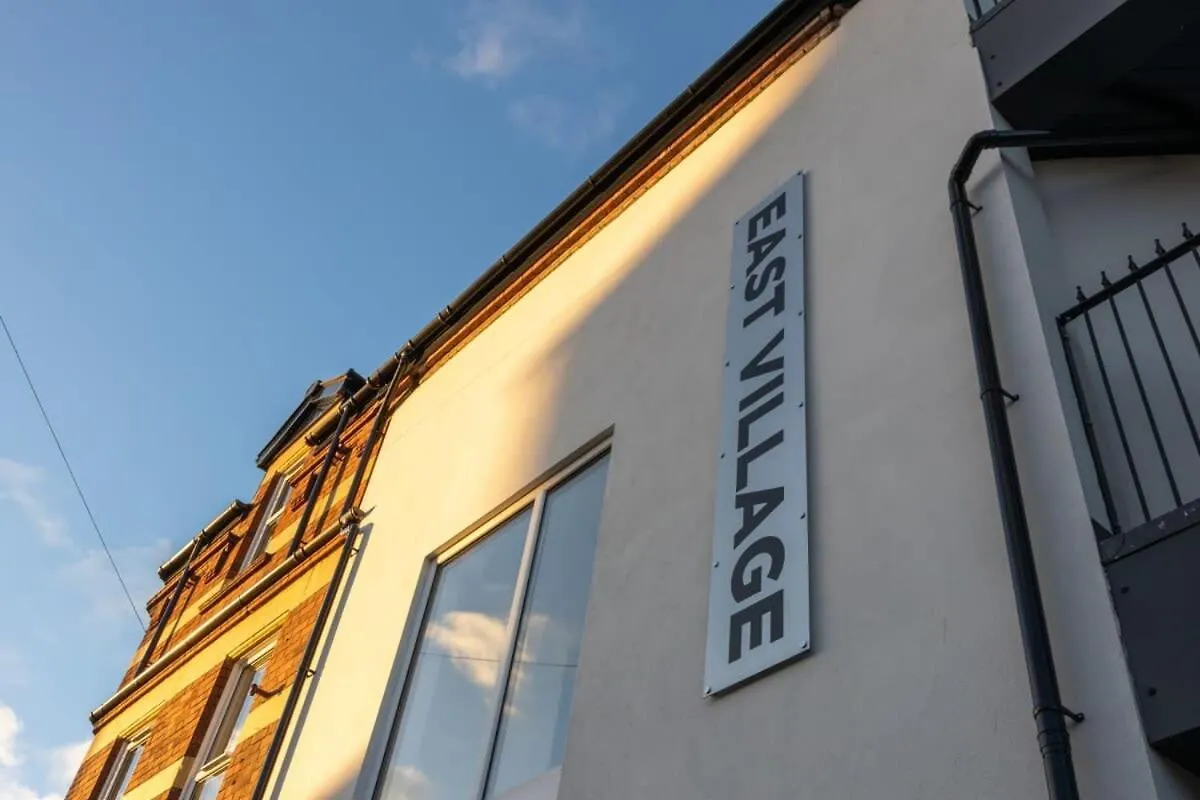 Smart 2 Bedroom Apartment In Belfast East Village